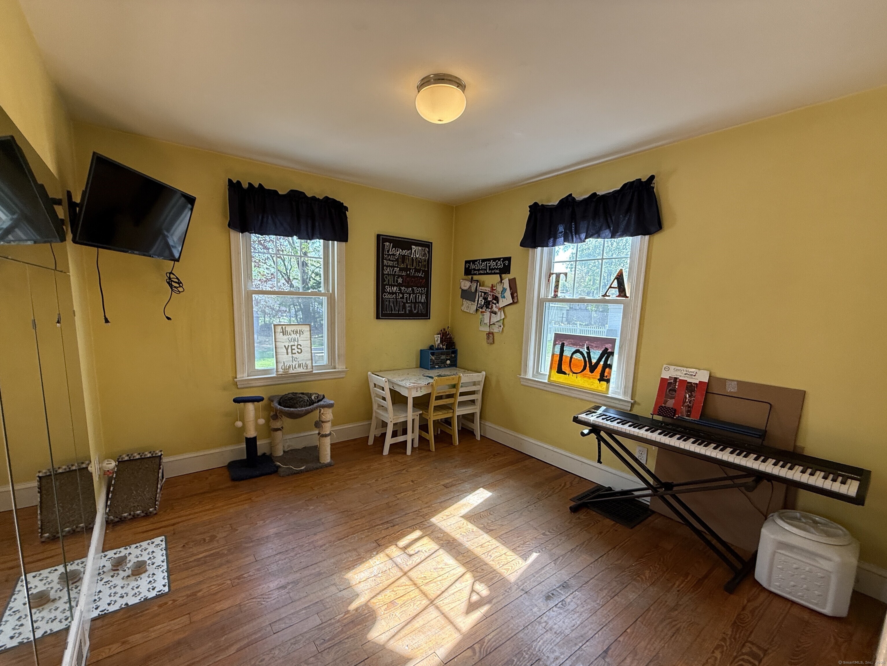 30 May, Meriden, Connecticut 06451
