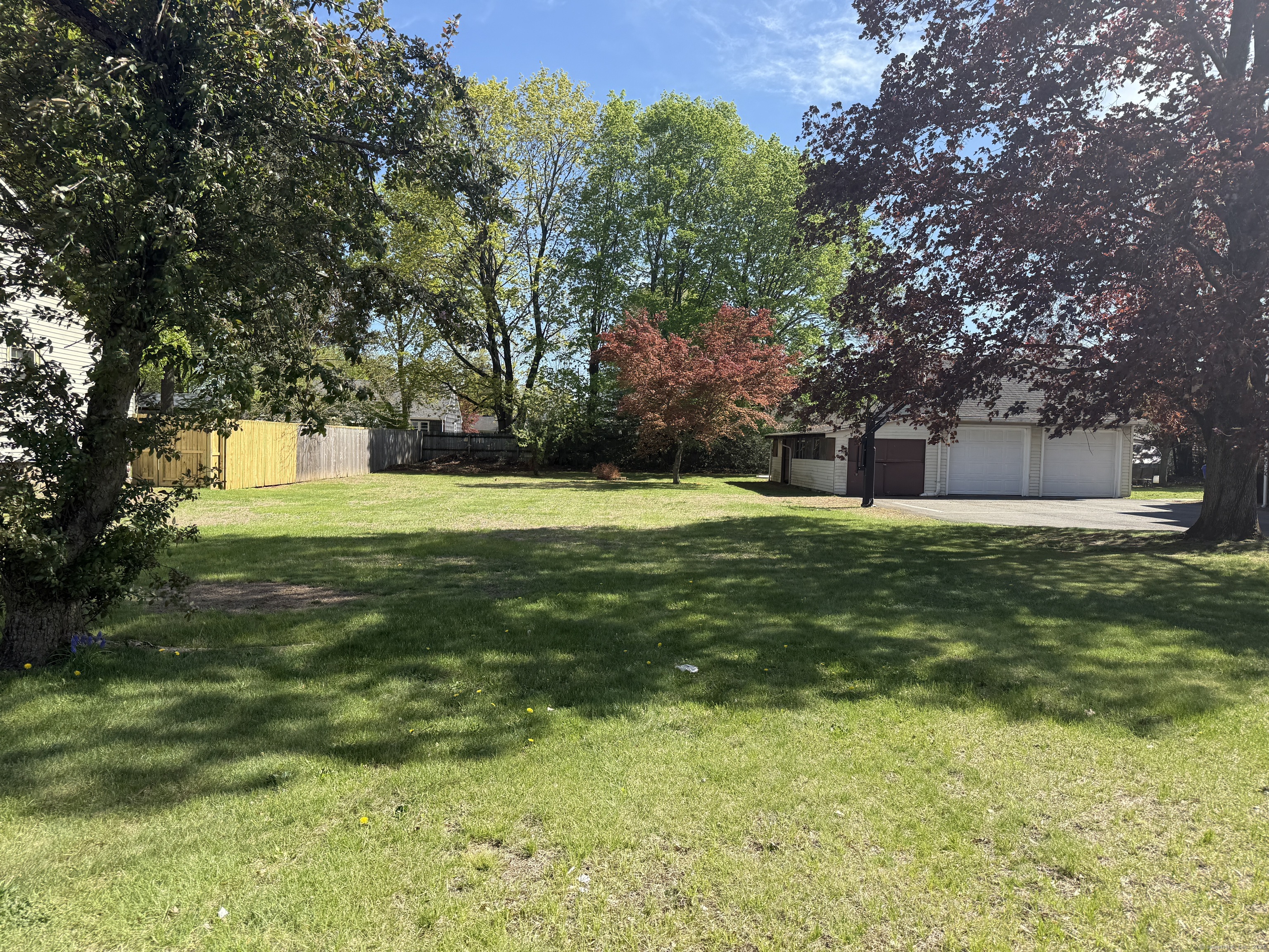 30 May, Meriden, Connecticut 06451