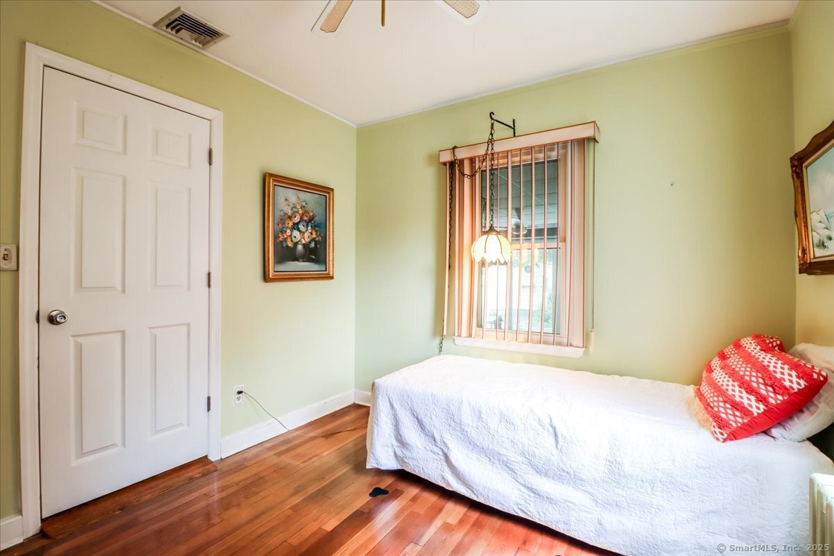 74 Ridge Park, Stamford, Connecticut 06905