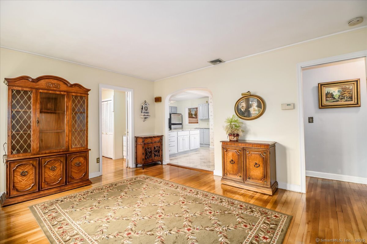 74 Ridge Park, Stamford, Connecticut 06905
