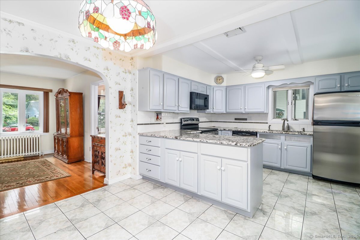 74 Ridge Park, Stamford, Connecticut 06905