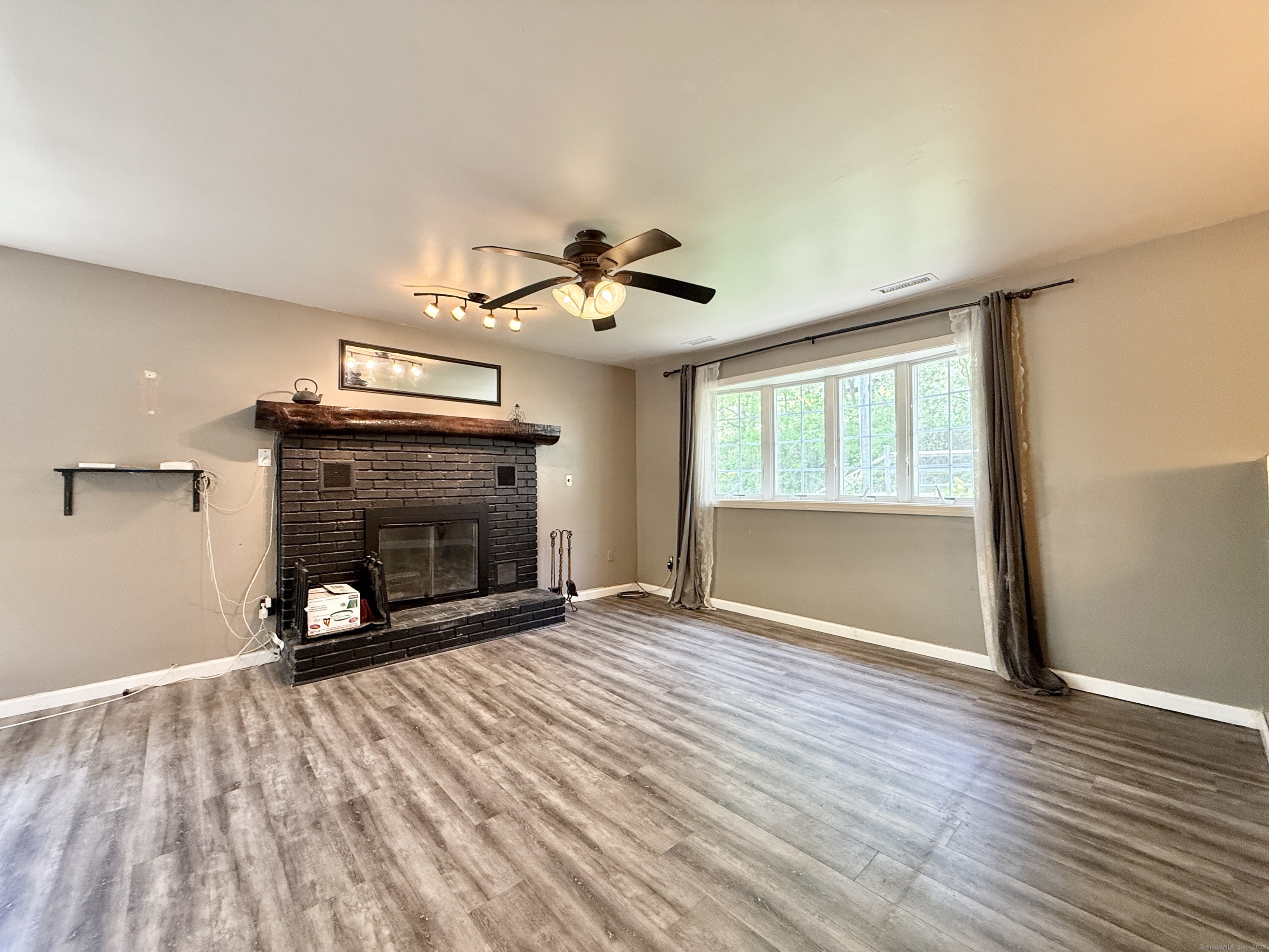 39 Peach Farm, Oxford, Connecticut 06478