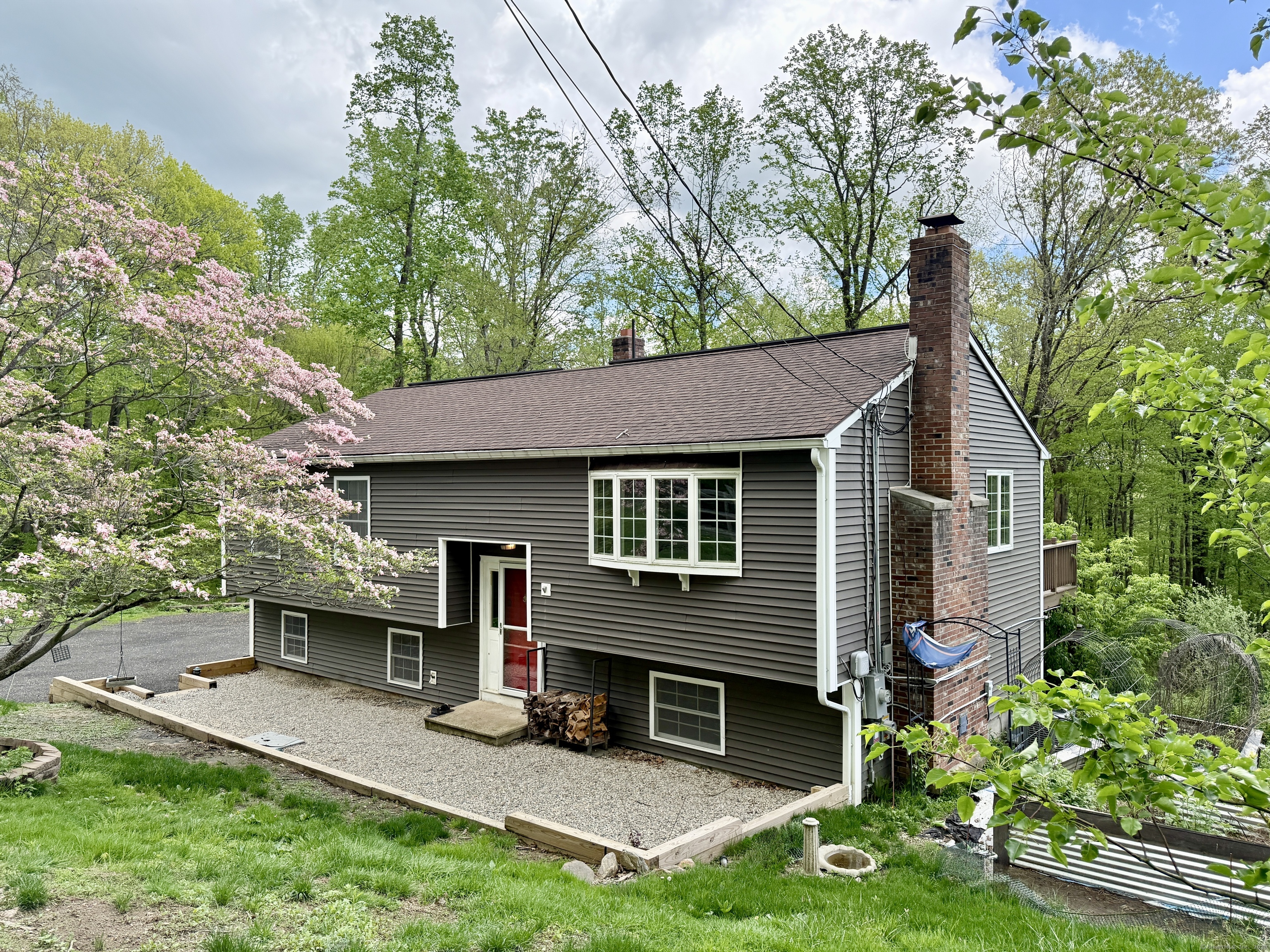 39 Peach Farm, Oxford, Connecticut 06478