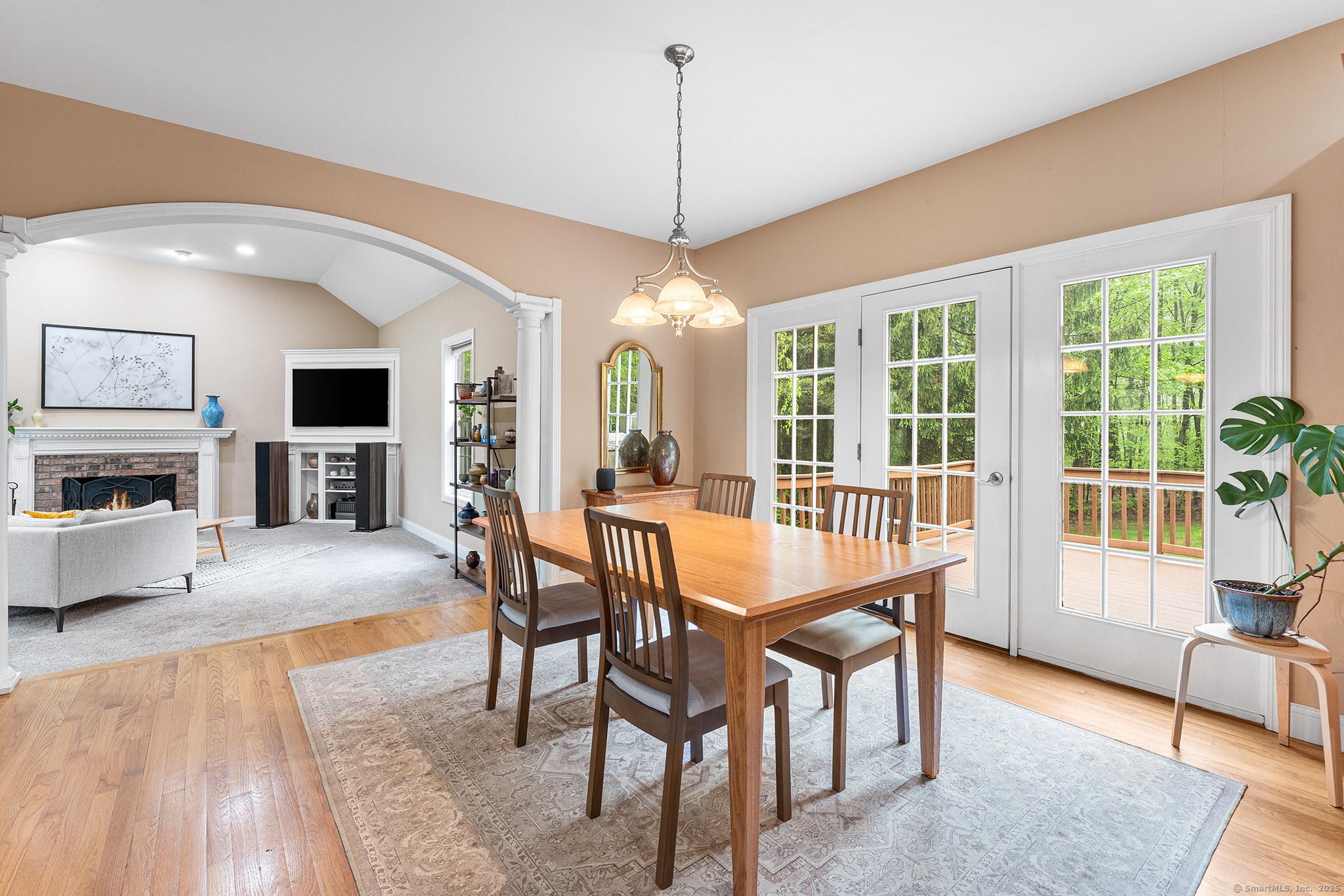 11 Aldo, Woodbridge, Connecticut 06525