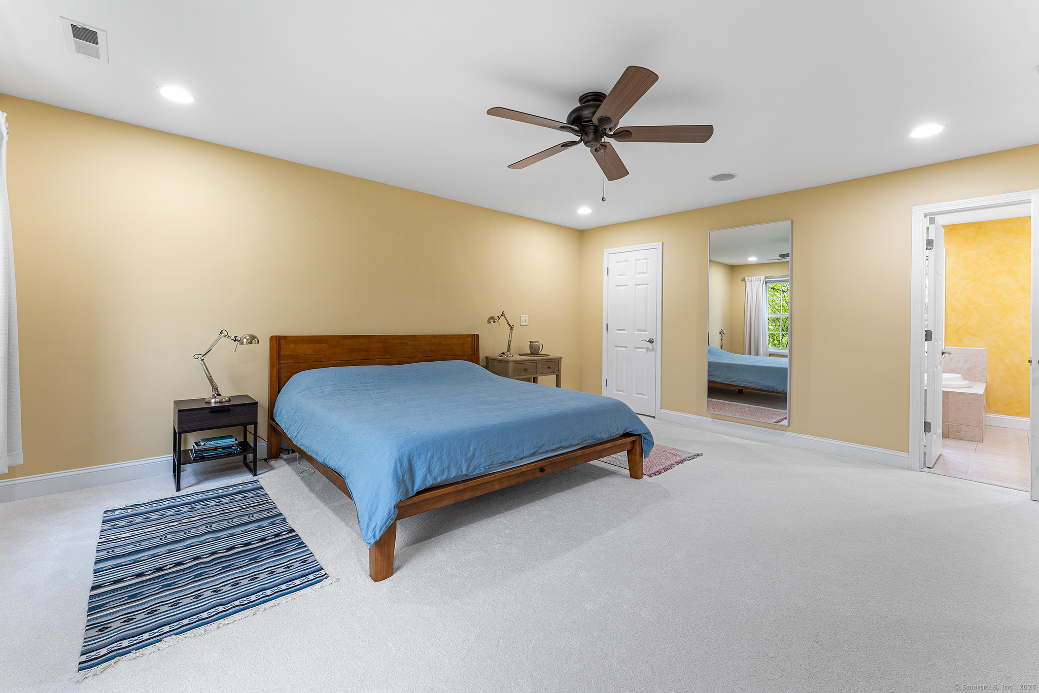 11 Aldo, Woodbridge, Connecticut 06525