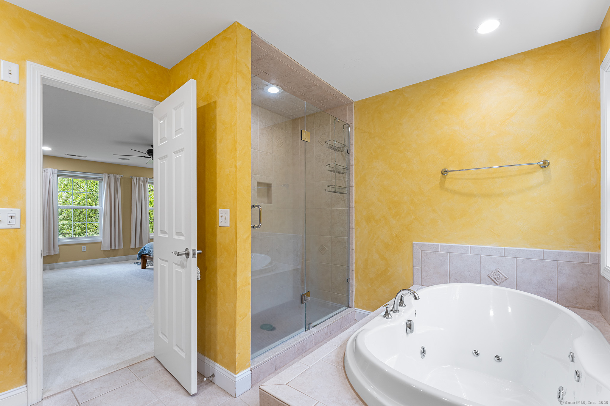 11 Aldo, Woodbridge, Connecticut 06525