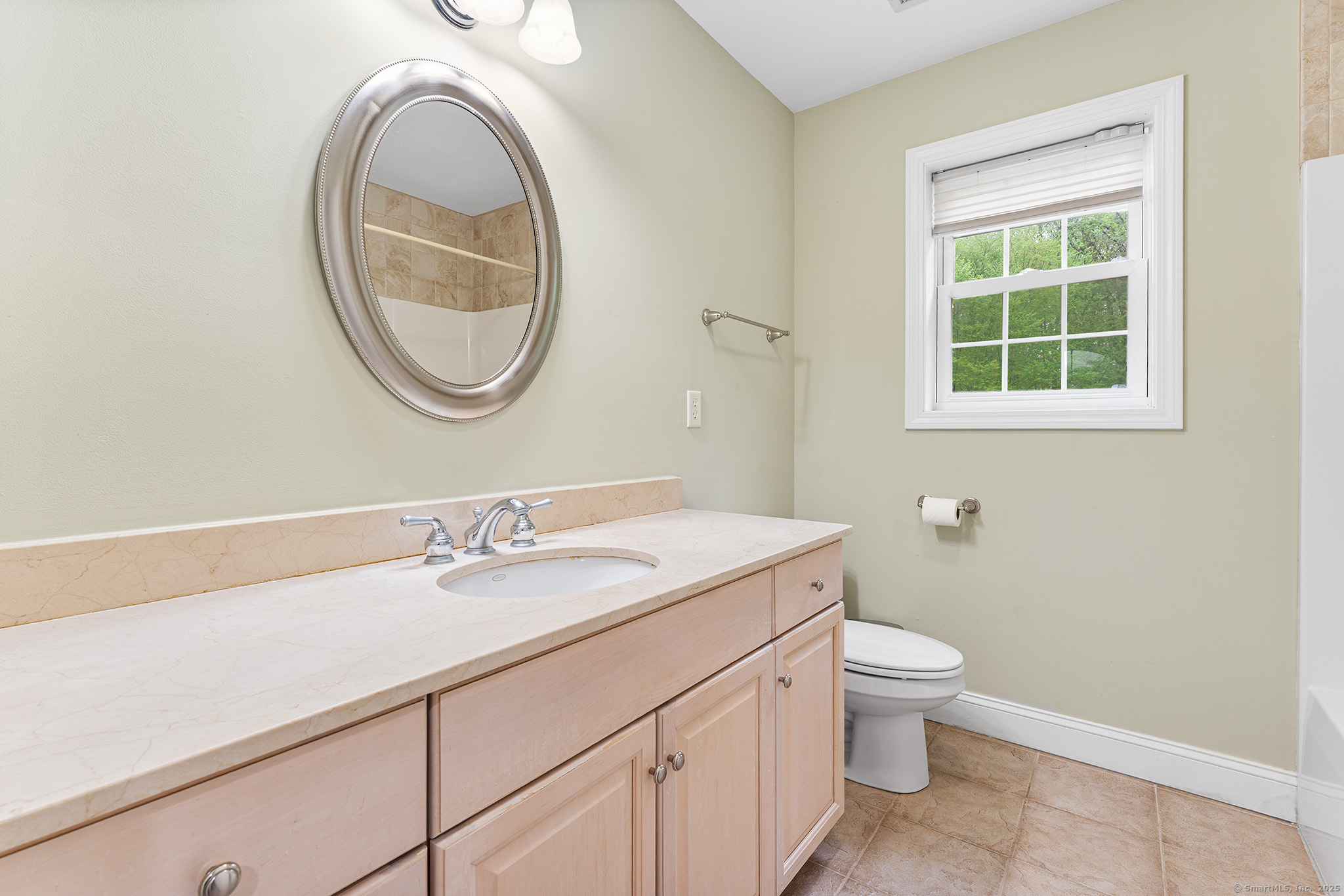 11 Aldo, Woodbridge, Connecticut 06525