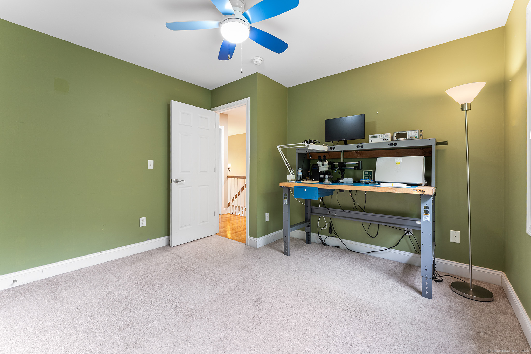 11 Aldo, Woodbridge, Connecticut 06525