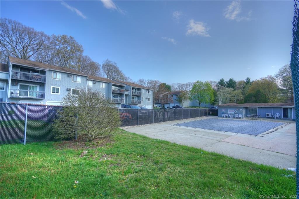 82 Buddington Road APT 5