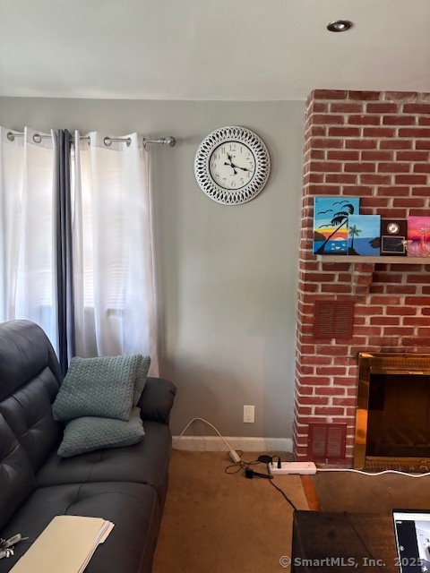 52 Glenbrook, Waterbury, Connecticut 06705