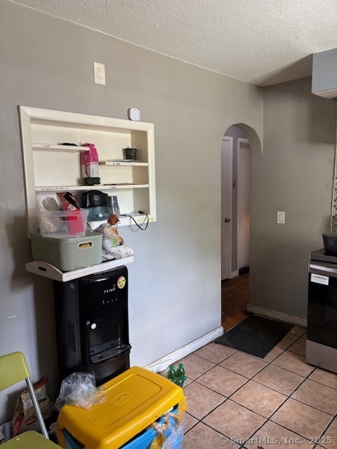 52 Glenbrook, Waterbury, Connecticut 06705