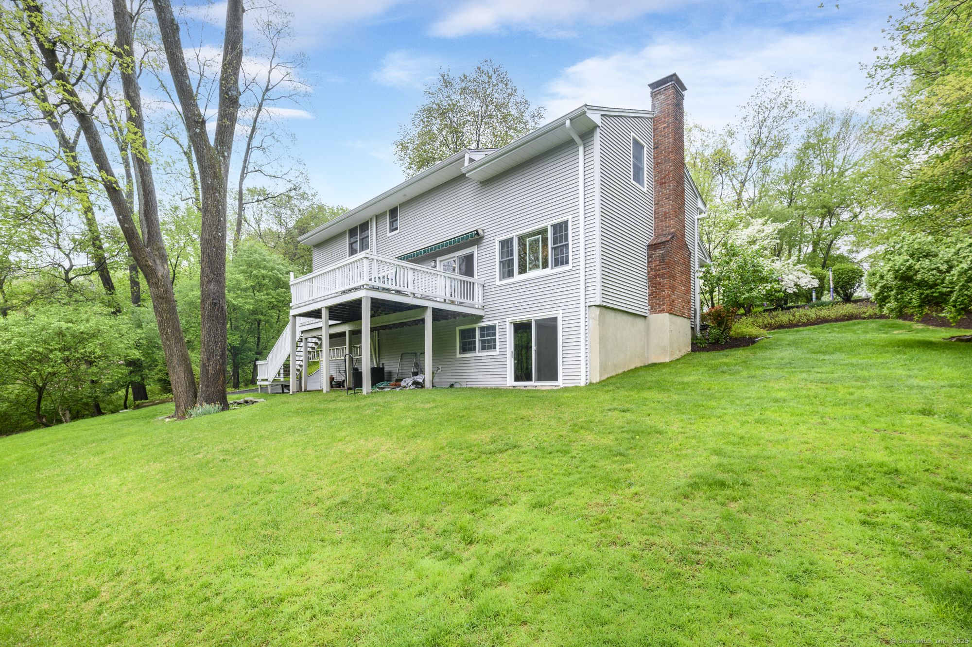 83 Remington, Ridgefield, Connecticut 06877