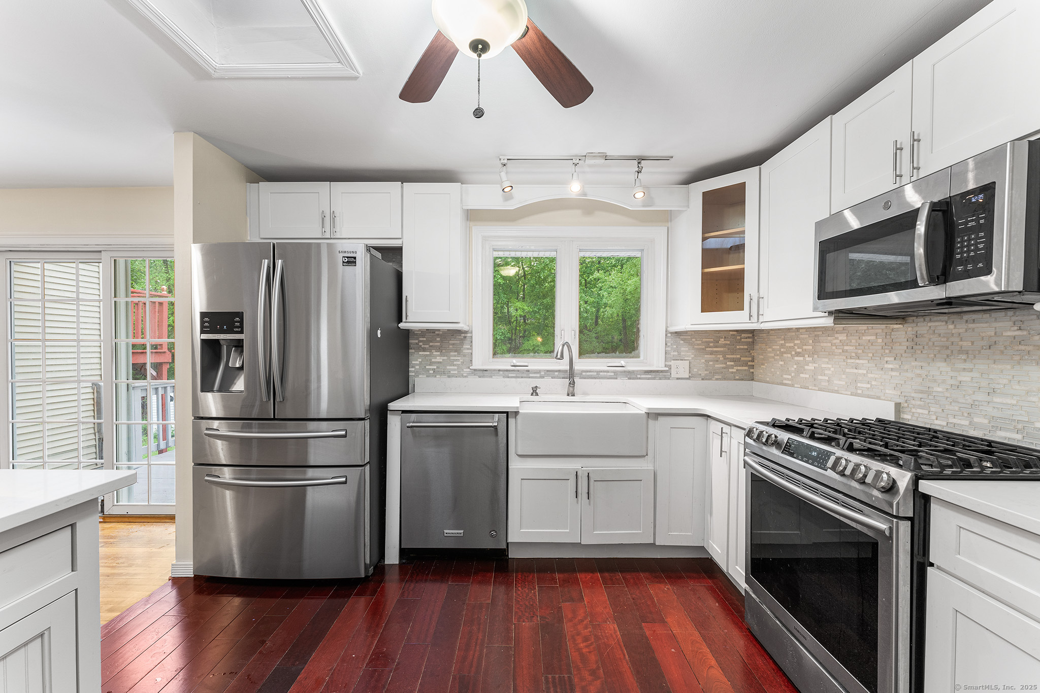 32 Chatfield, Trumbull, Connecticut 06611
