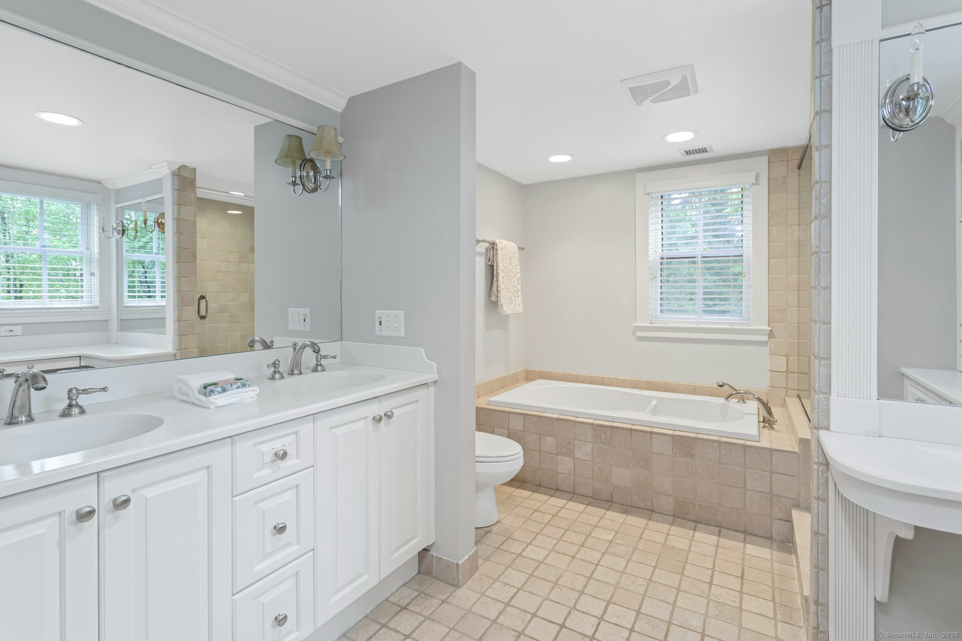 177 Old Kings, Darien, Connecticut 06820