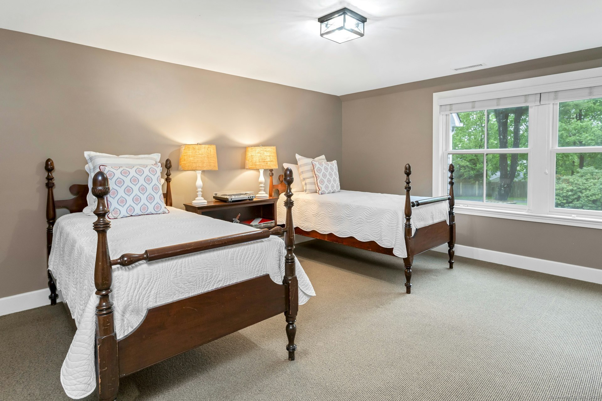 177 Old Kings, Darien, Connecticut 06820