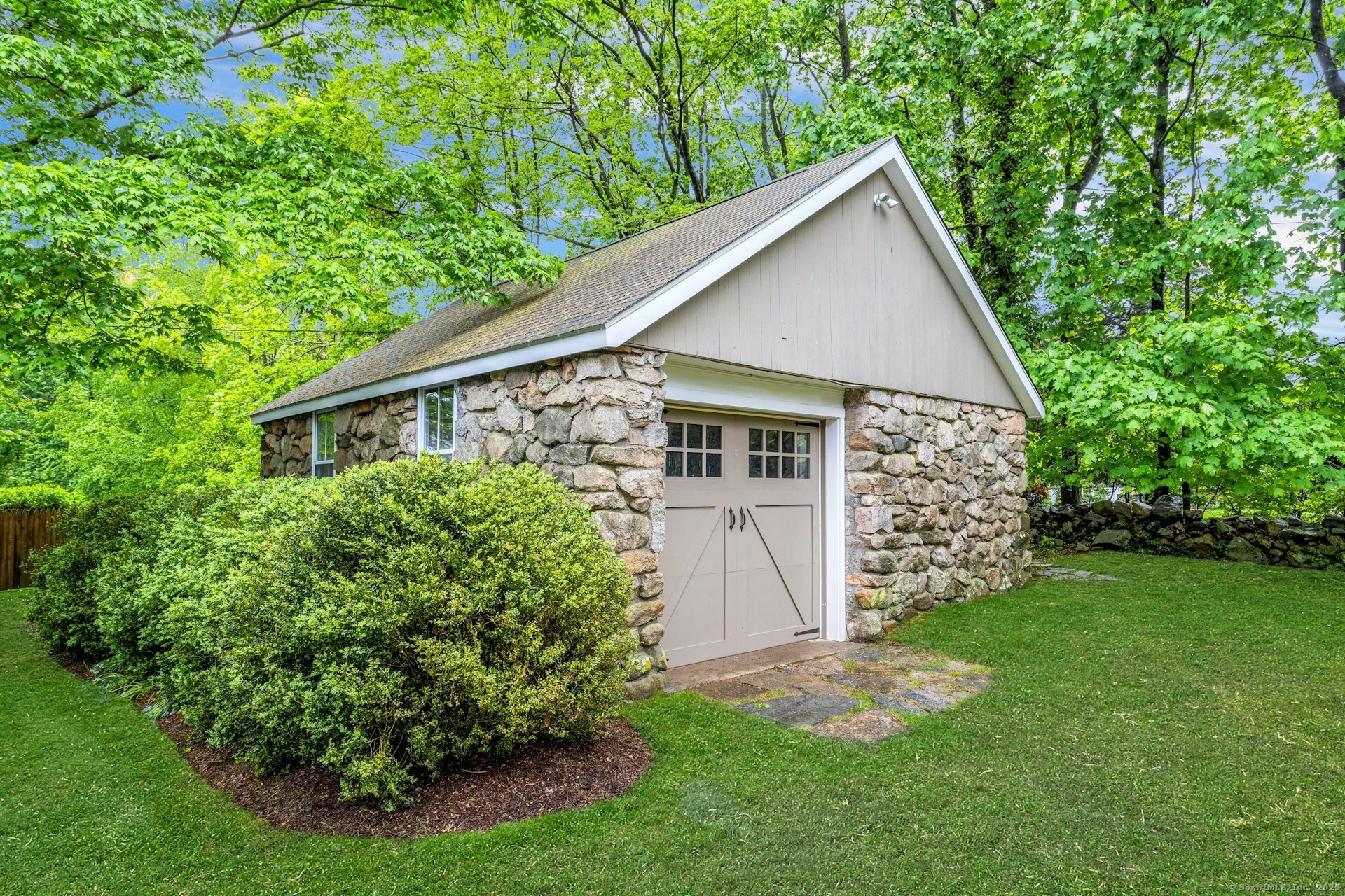 177 Old Kings, Darien, Connecticut 06820