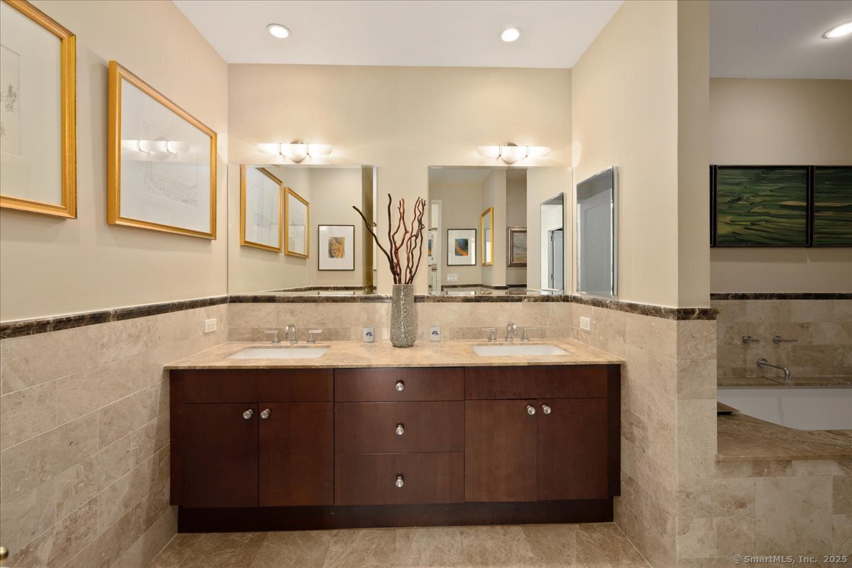 1 Broad, Stamford, Connecticut 06902
