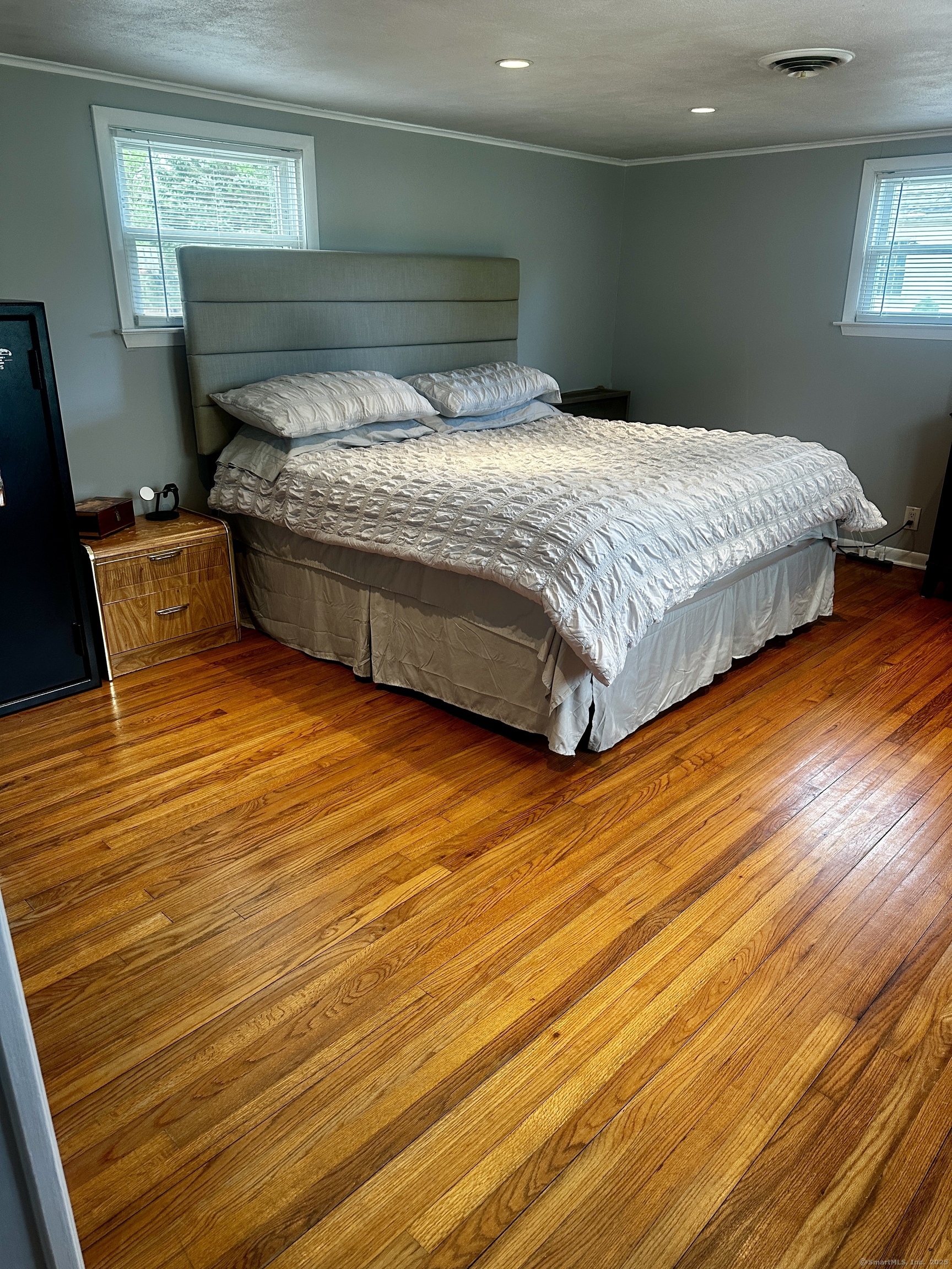 140 Clintonville, North Haven, Connecticut 06473
