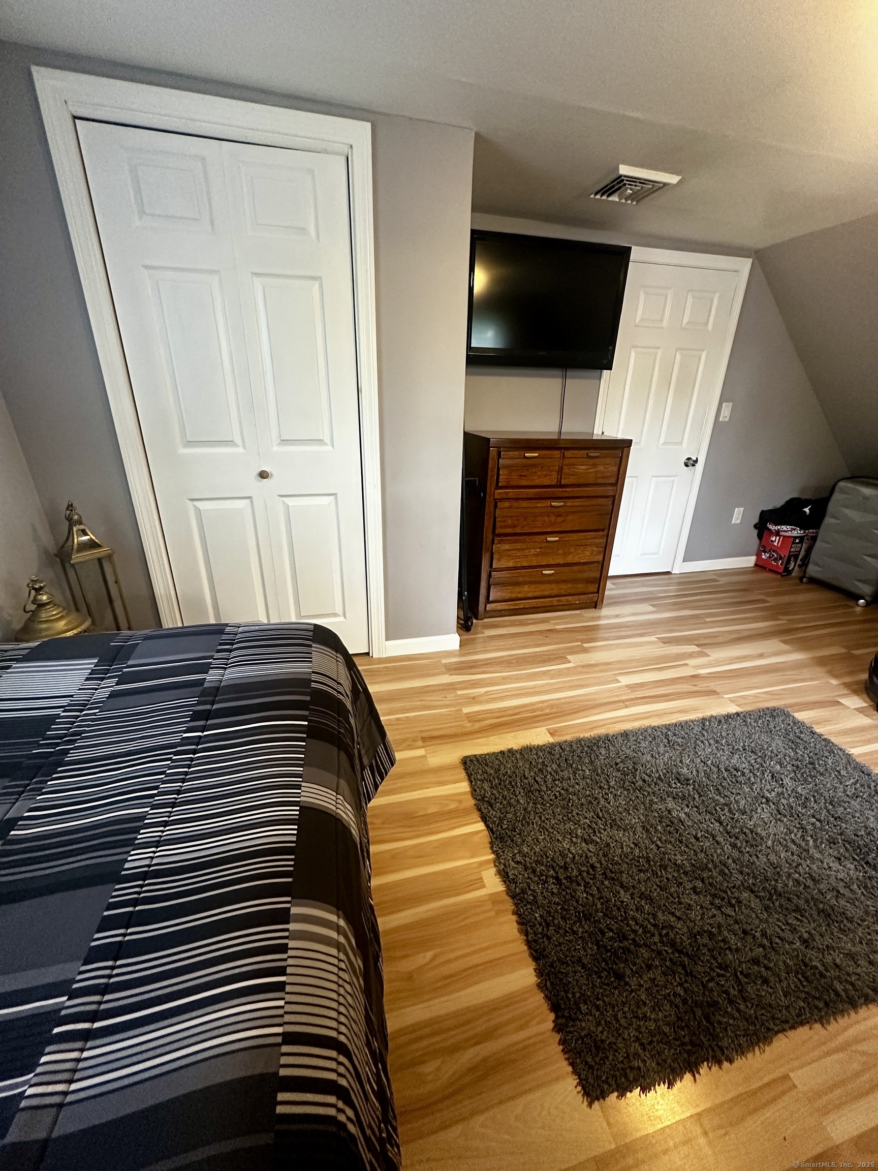 140 Clintonville, North Haven, Connecticut 06473