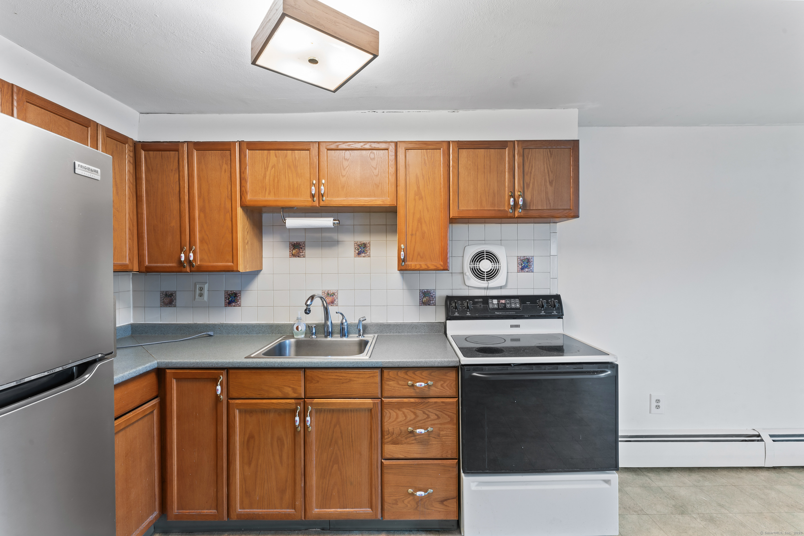 190 Wooster, New Haven, Connecticut 06511