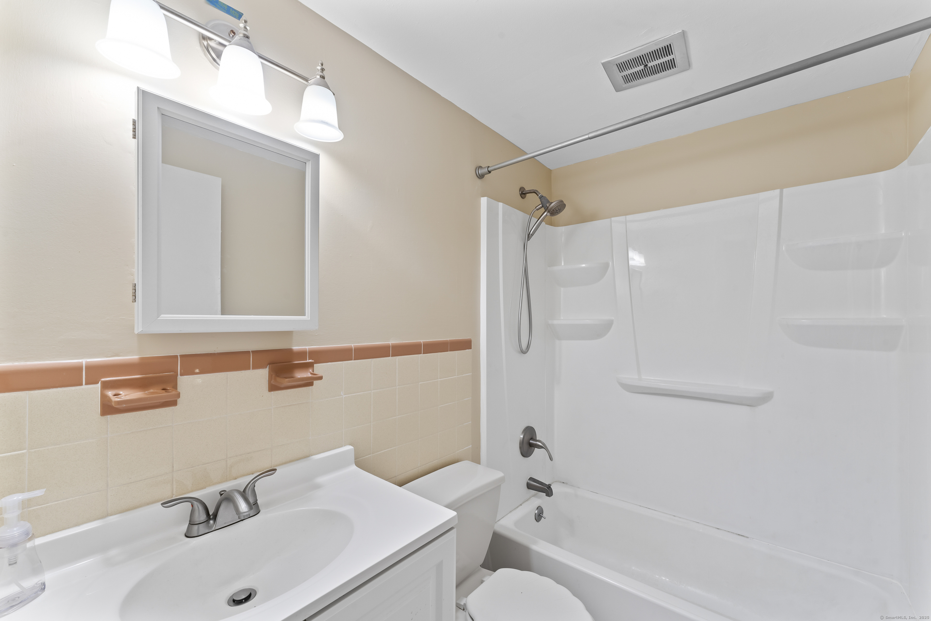 190 Wooster, New Haven, Connecticut 06511