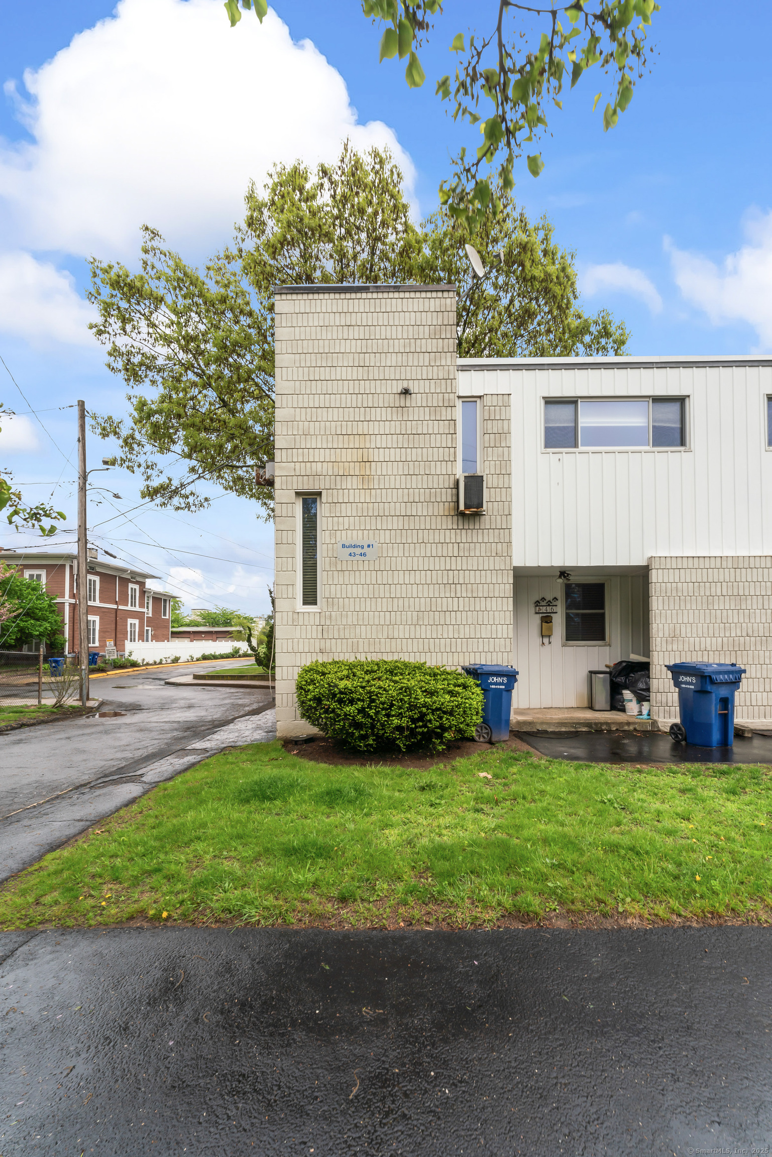 190 Wooster, New Haven, Connecticut 06511
