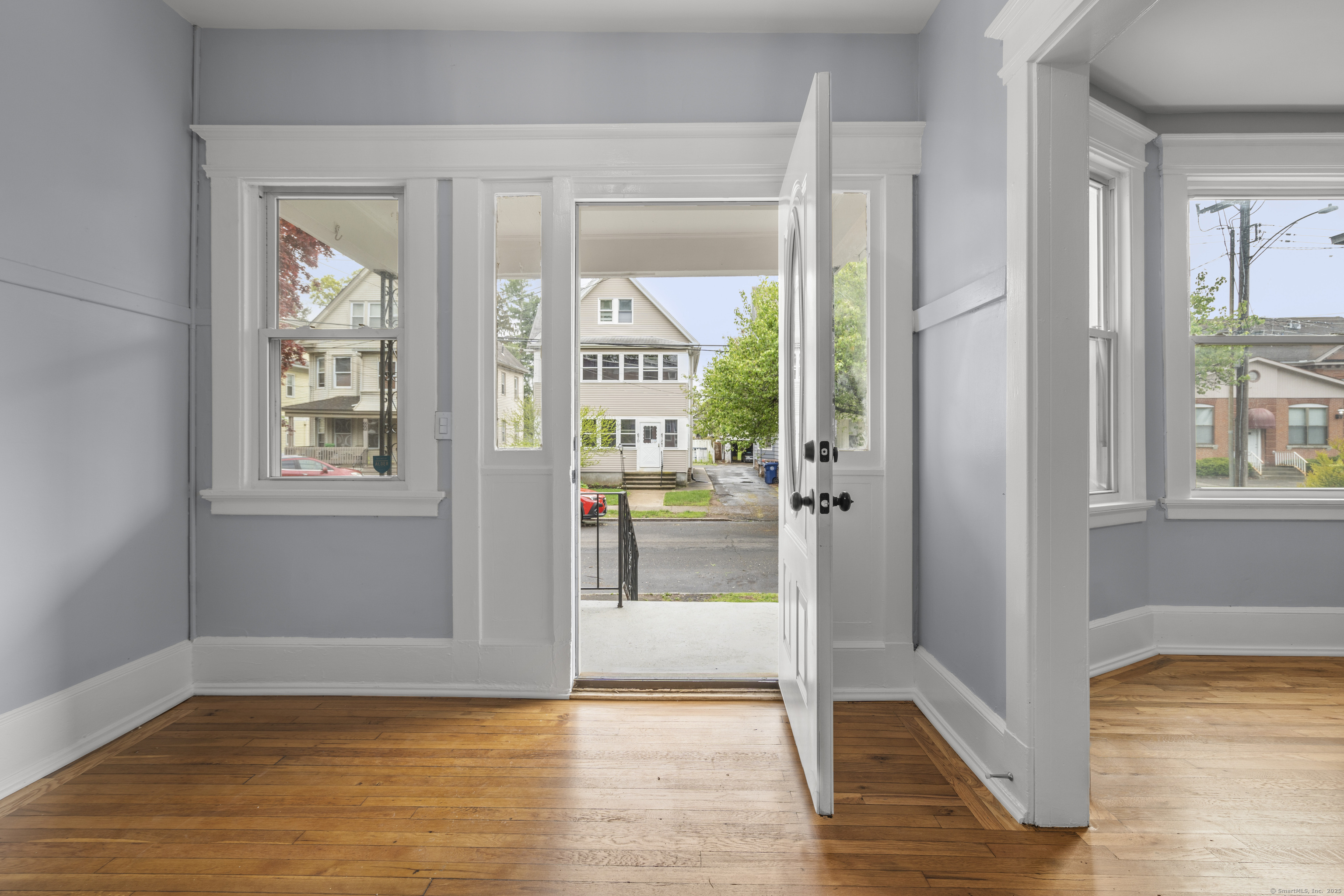 669 Third, West Haven, Connecticut 06516