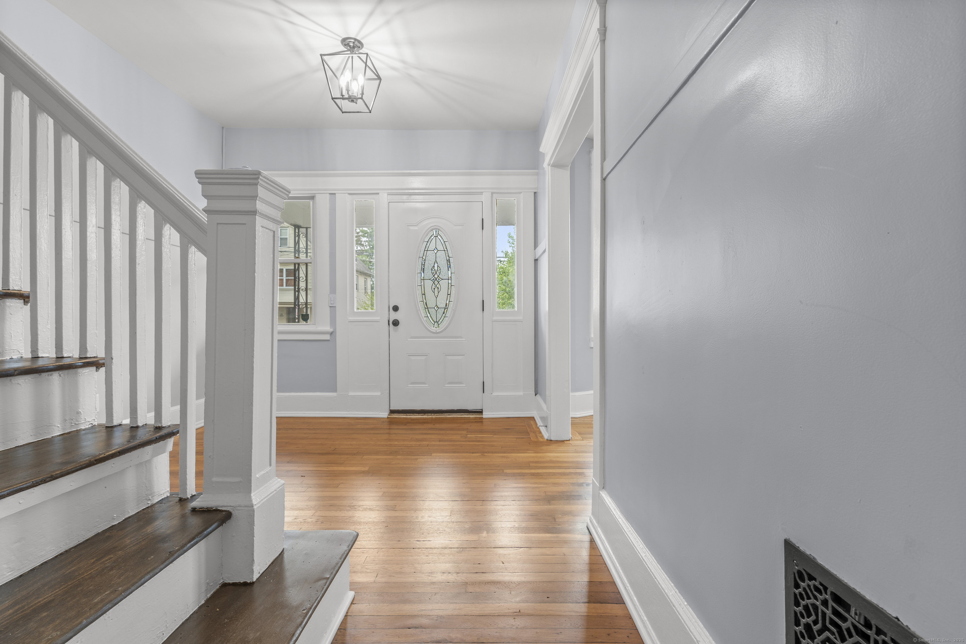 669 Third, West Haven, Connecticut 06516