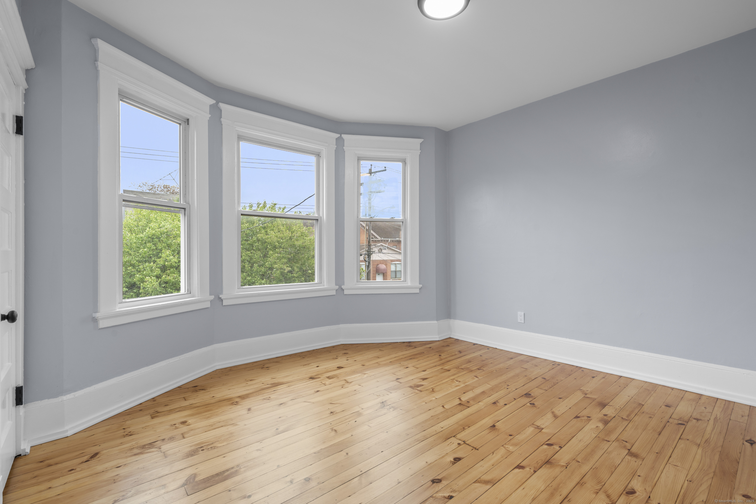 669 Third, West Haven, Connecticut 06516