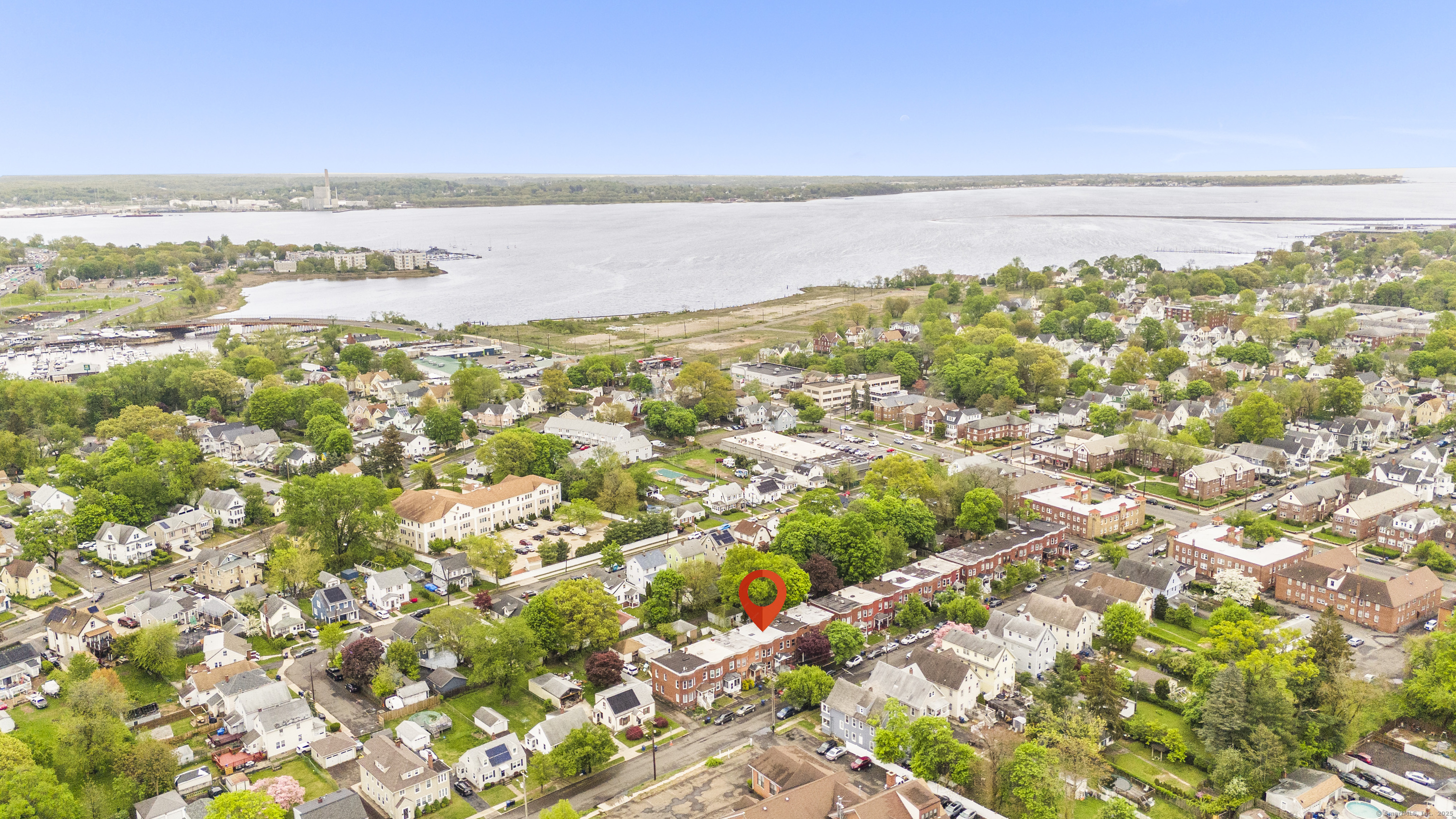 669 Third, West Haven, Connecticut 06516