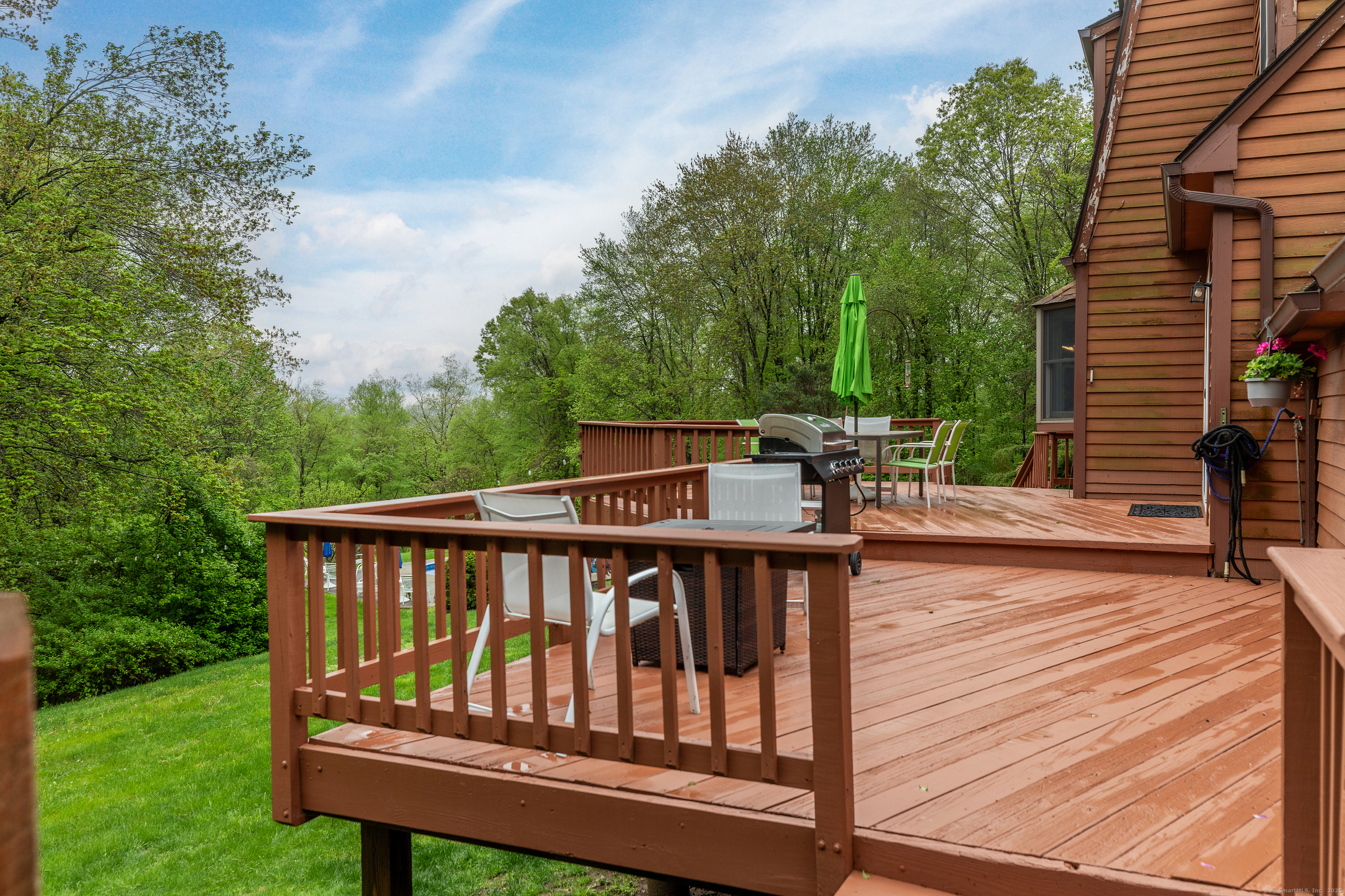 24 Quaker Ridge, Sherman, Connecticut 06784
