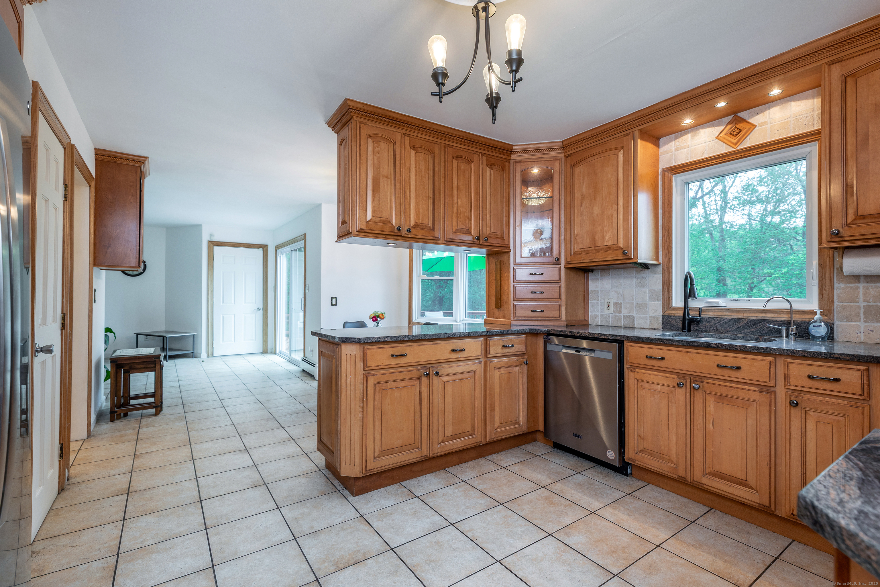 24 Quaker Ridge, Sherman, Connecticut 06784