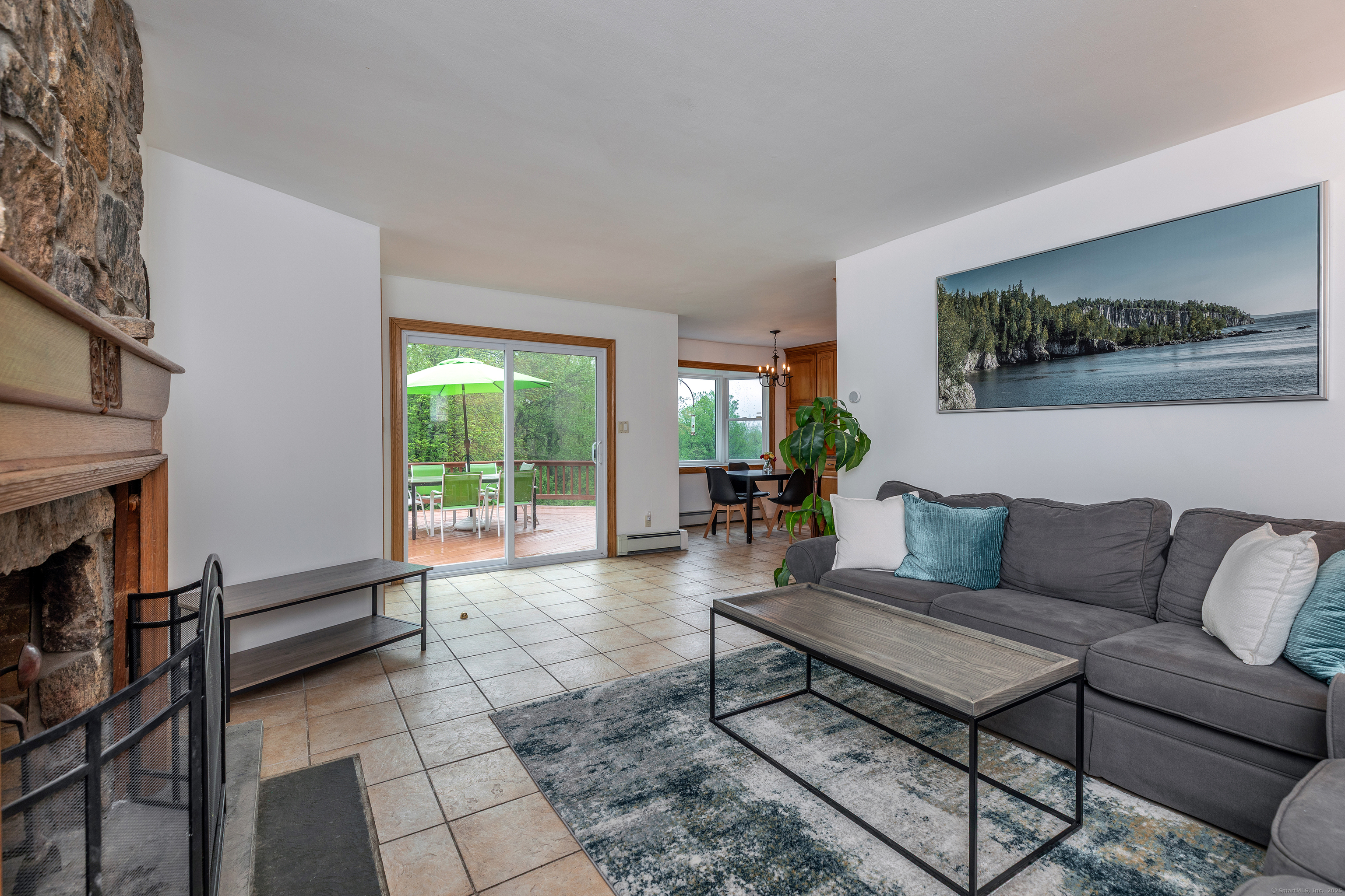 24 Quaker Ridge, Sherman, Connecticut 06784