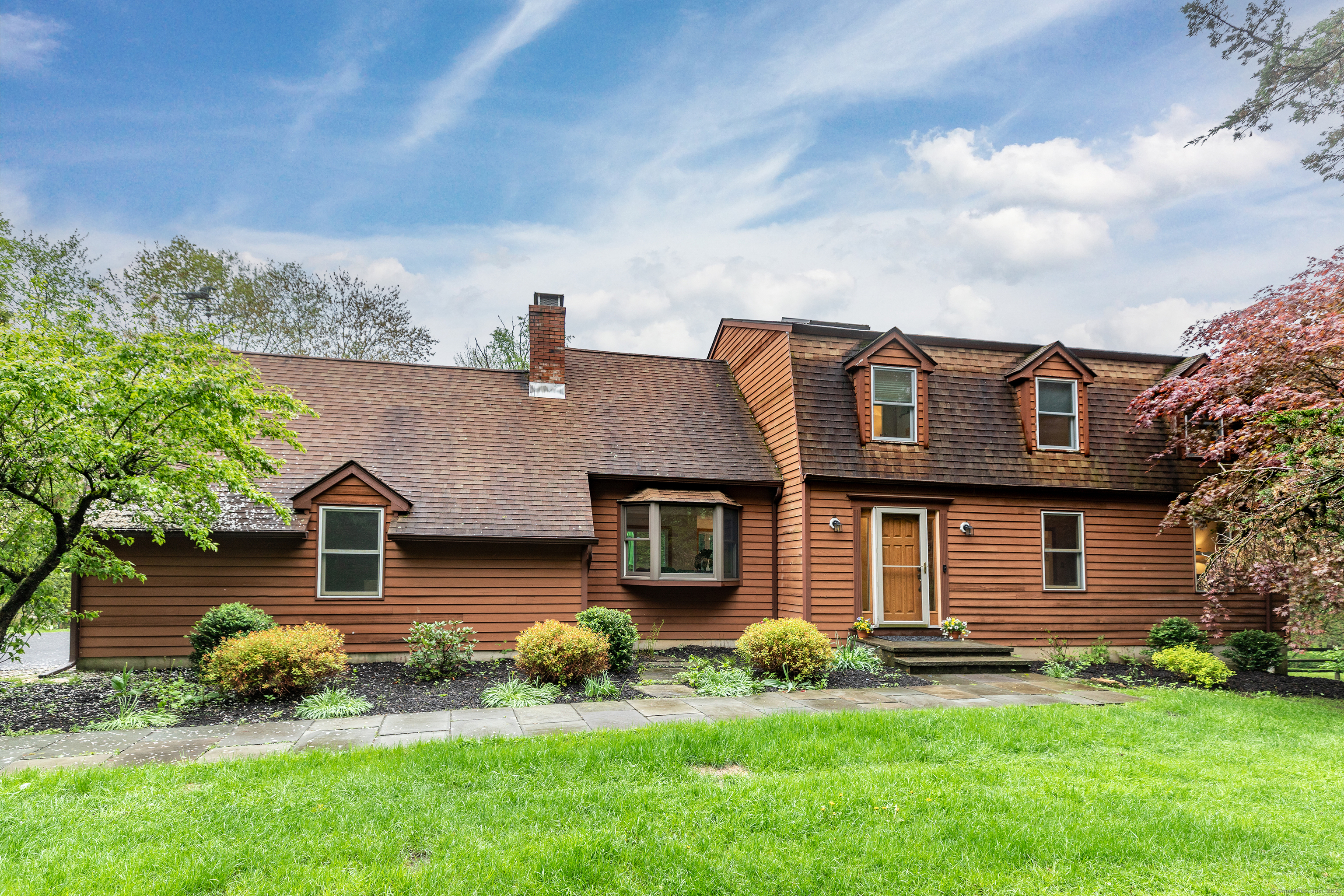 24 Quaker Ridge, Sherman, Connecticut 06784