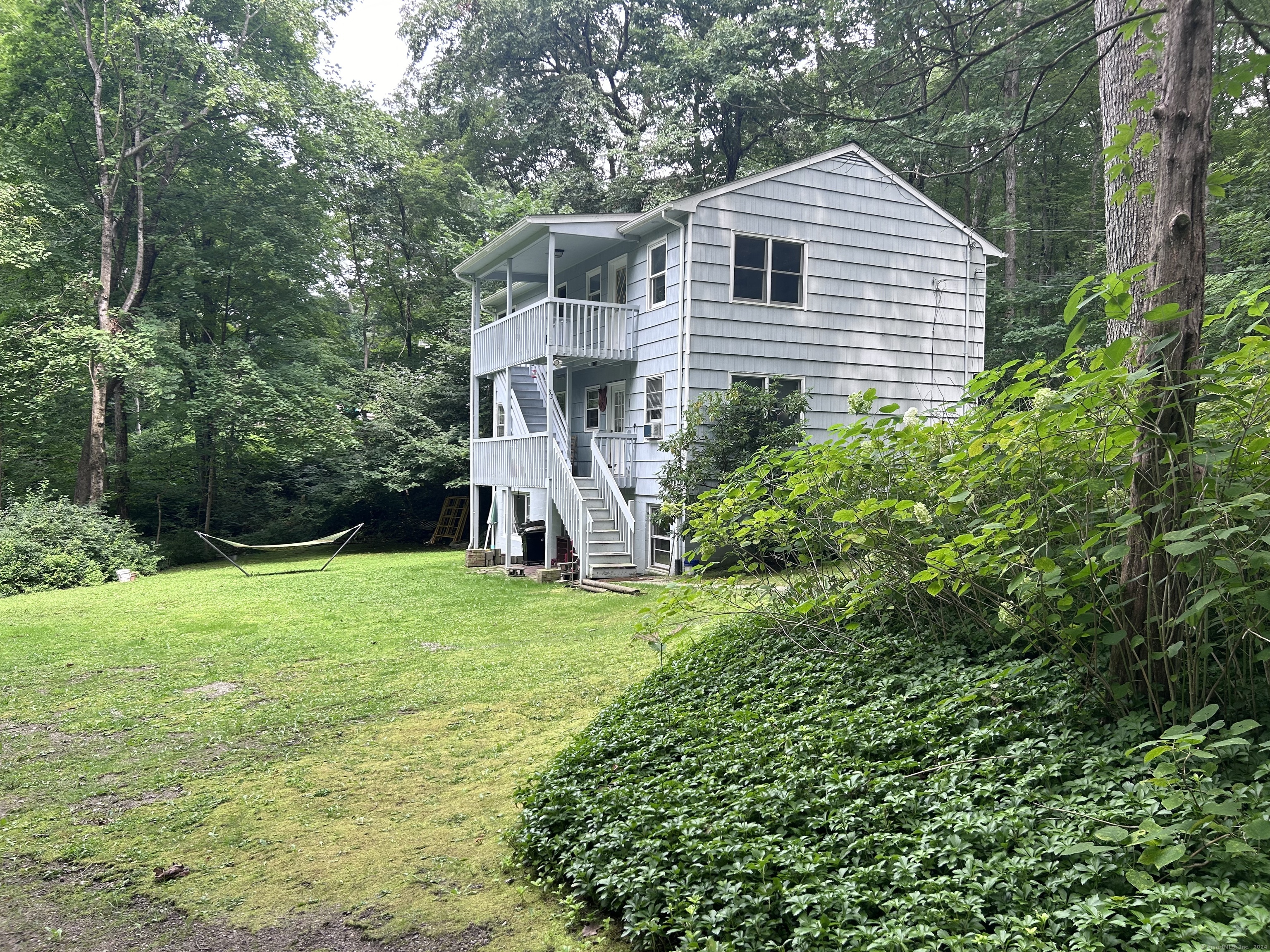 33 Laurel Lane Ridgefield CT