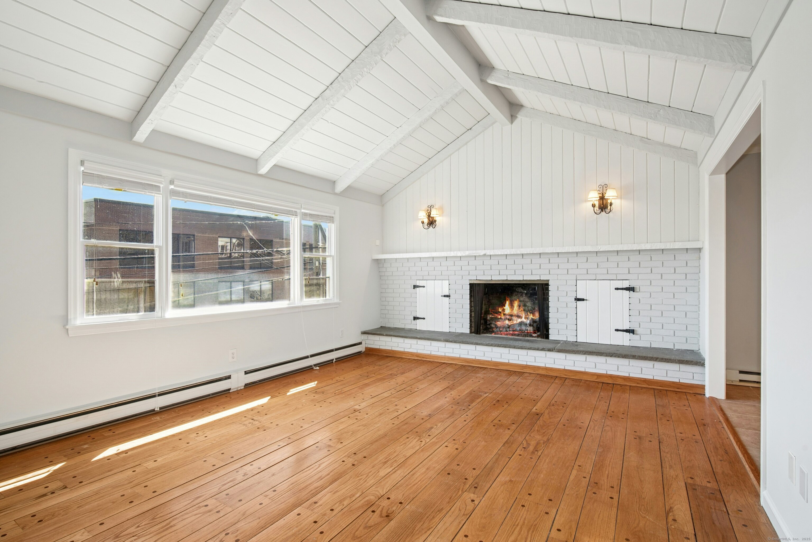 72 Locust, New Canaan, Connecticut 06840