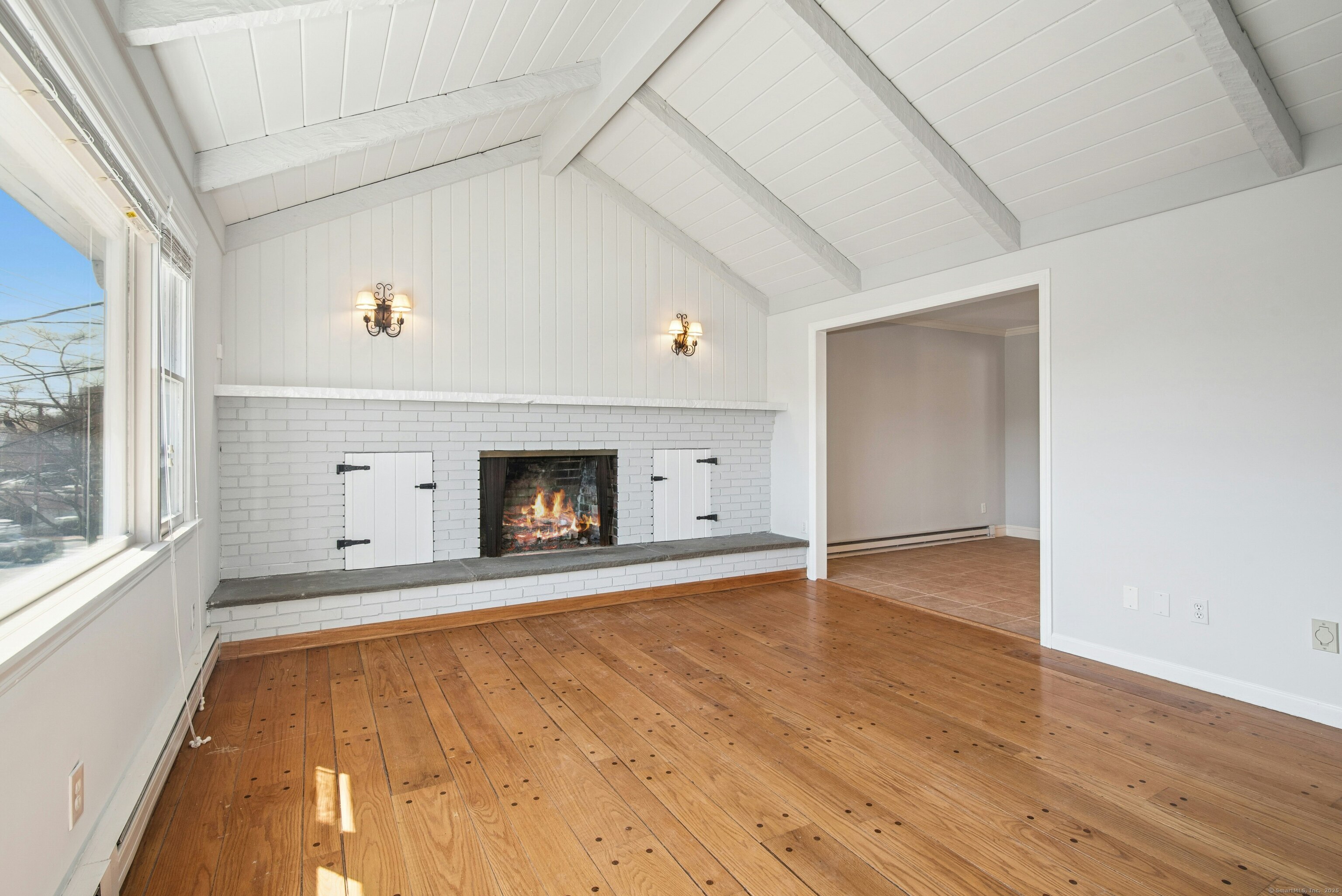 72 Locust, New Canaan, Connecticut 06840