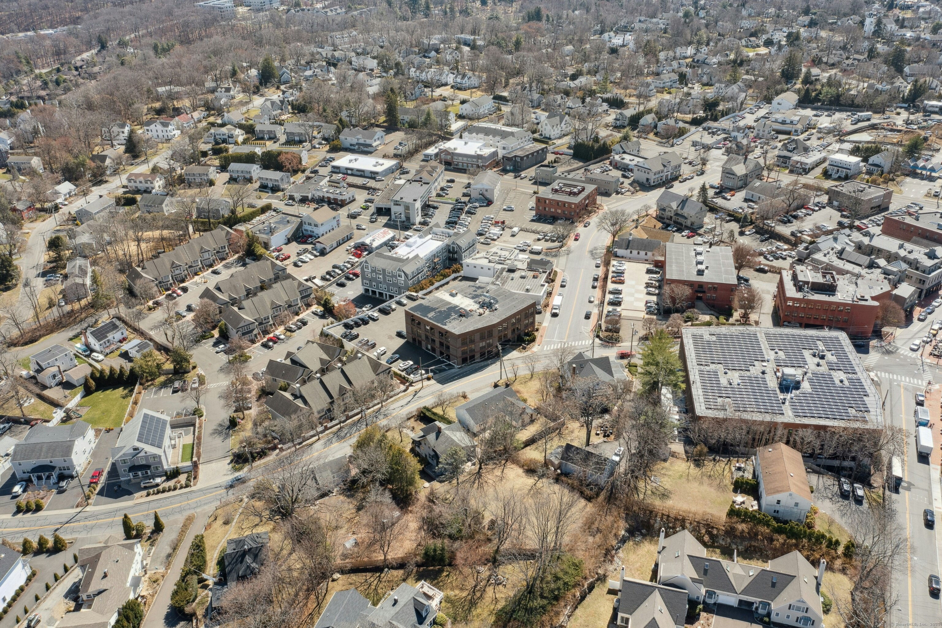 72 Locust, New Canaan, Connecticut 06840
