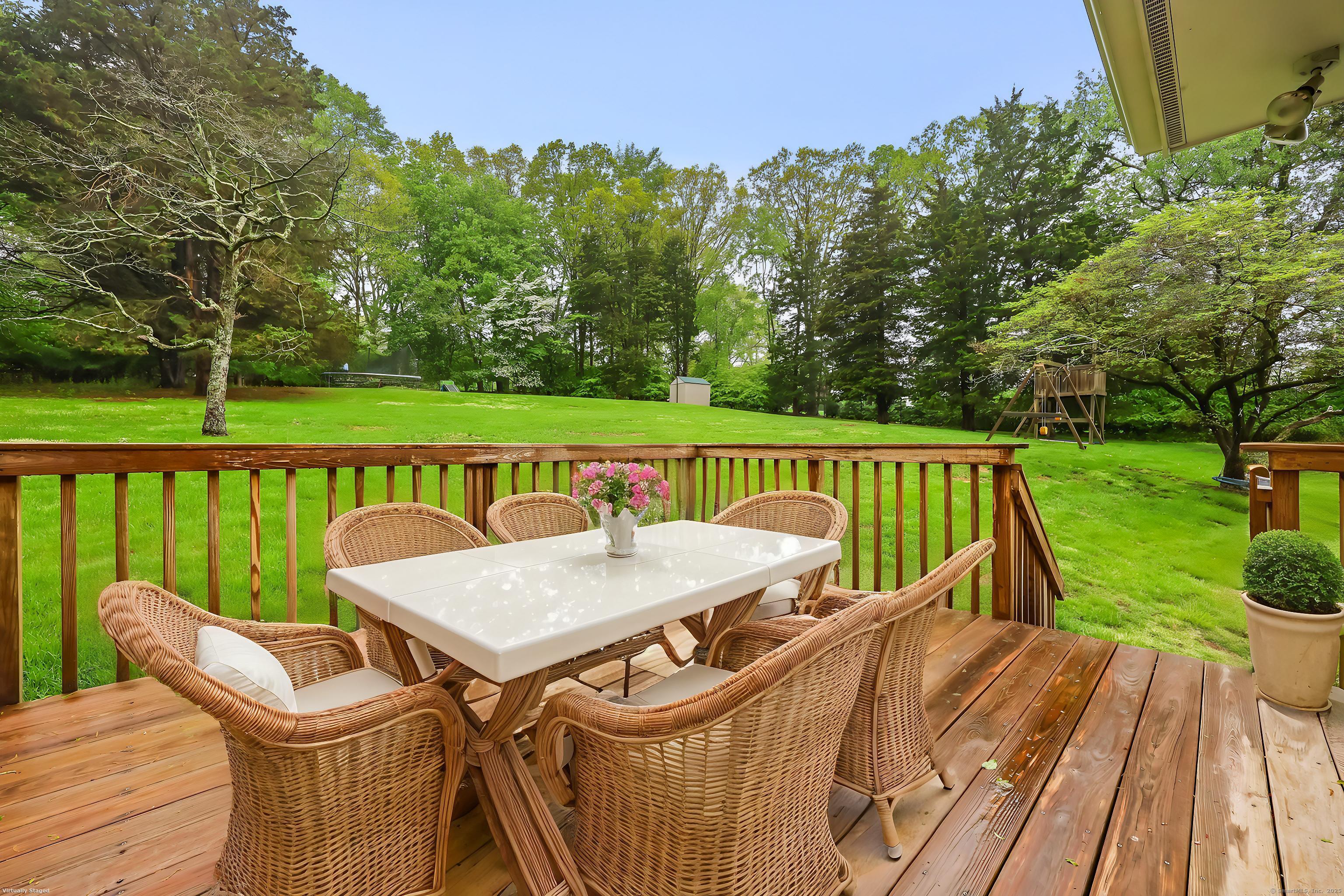 135 Warner Hill, Fairfield, Connecticut 06890