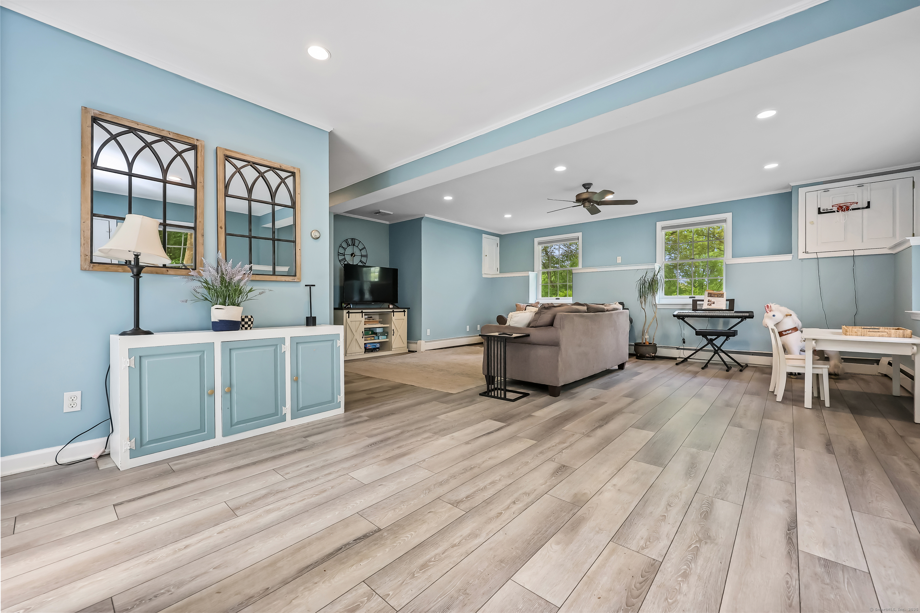 135 Warner Hill, Fairfield, Connecticut 06890