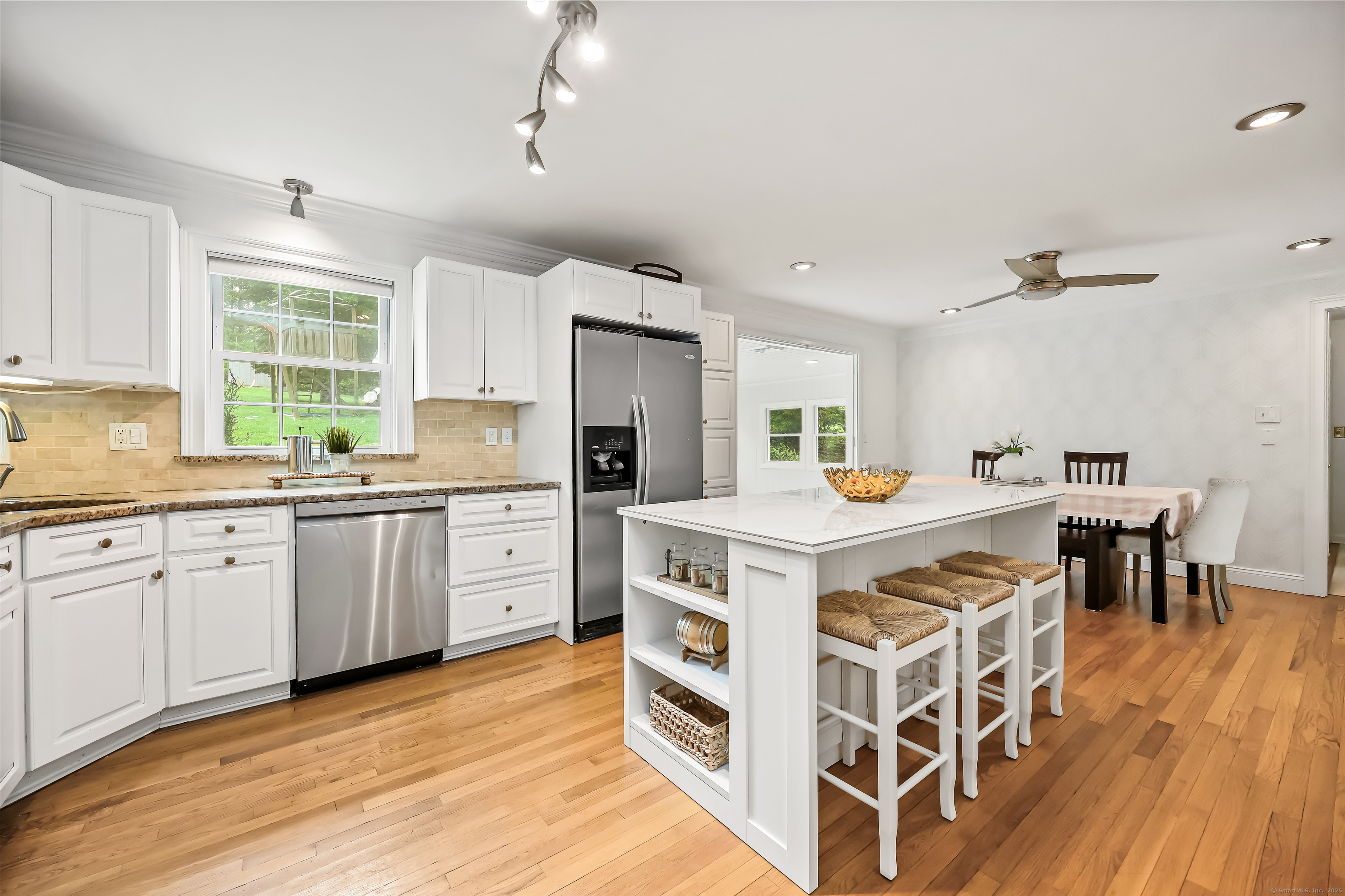 135 Warner Hill, Fairfield, Connecticut 06890