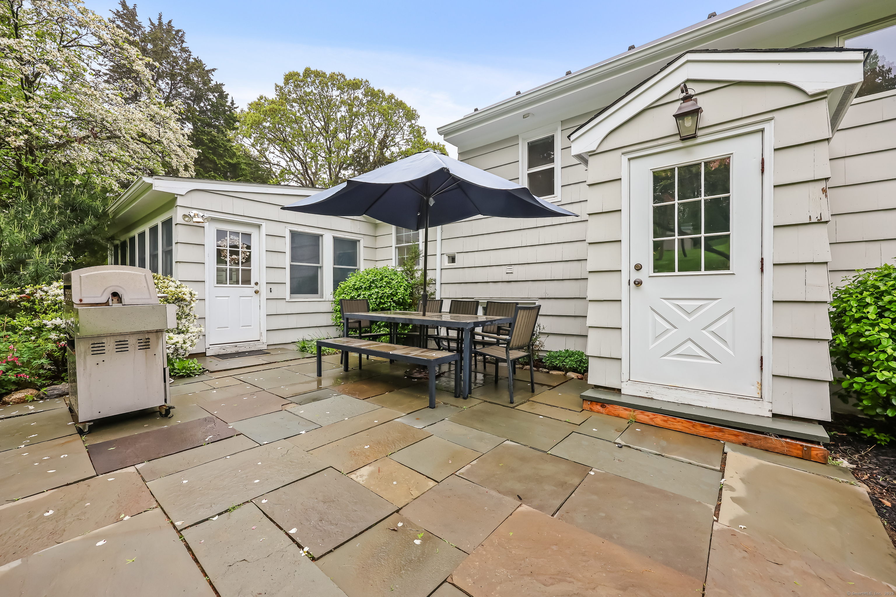 135 Warner Hill, Fairfield, Connecticut 06890