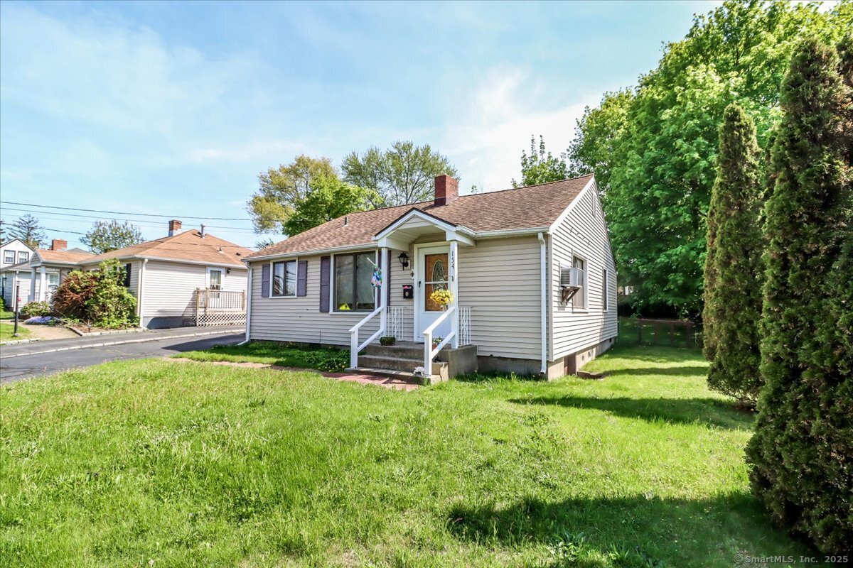 154 Yale, Milford, Connecticut 06460