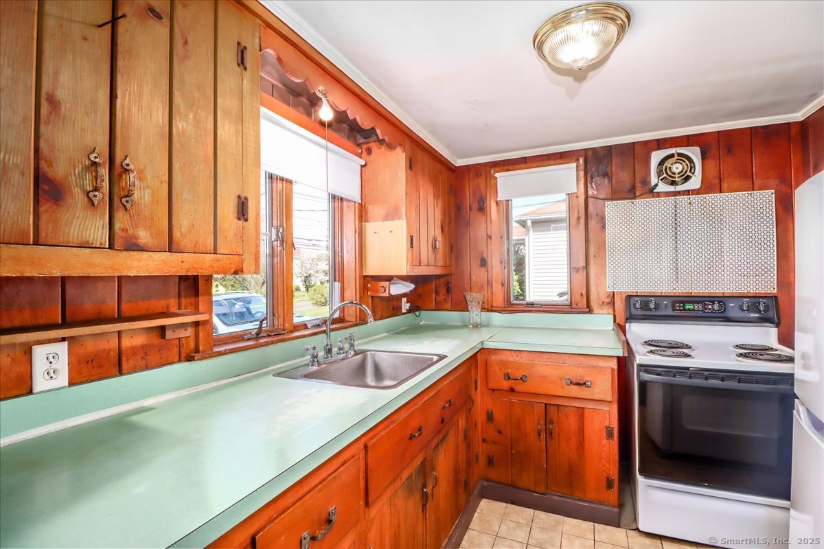 154 Yale, Milford, Connecticut 06460