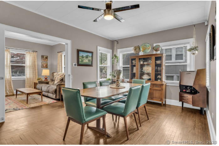 20 Roy, East Haven, Connecticut 06512