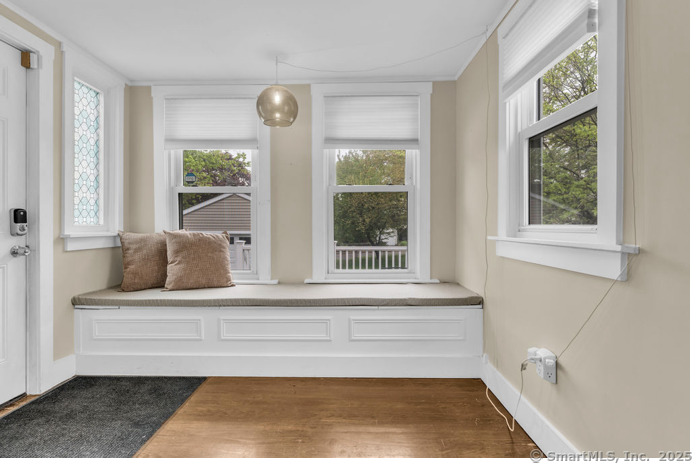 20 Roy, East Haven, Connecticut 06512
