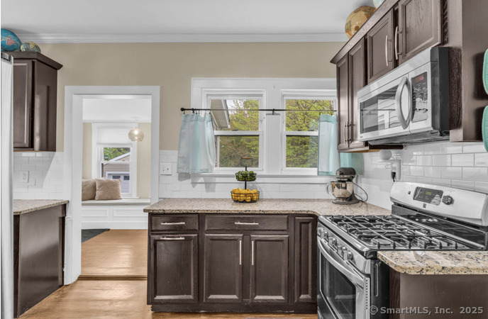 20 Roy, East Haven, Connecticut 06512