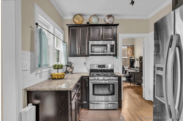 20 Roy, East Haven, Connecticut 06512