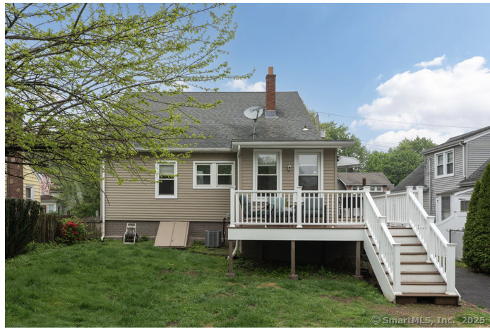 20 Roy, East Haven, Connecticut 06512