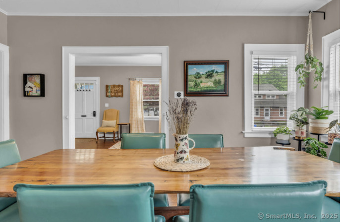 20 Roy, East Haven, Connecticut 06512